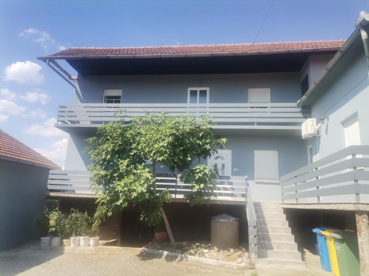 Apartman Sipa Б'єловар Екстер'єр фото